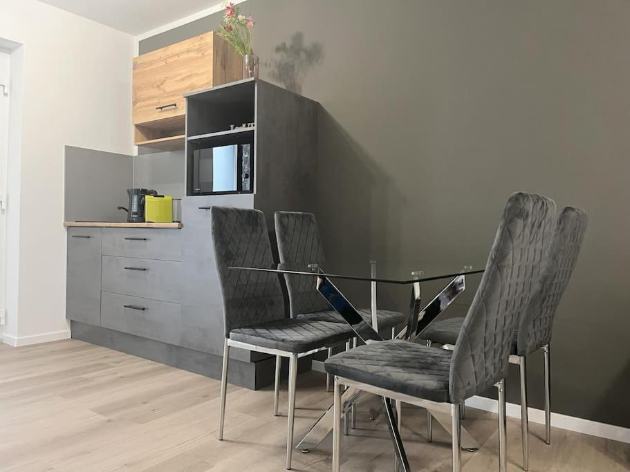 Staywell For 4 In The City I Parking I Wifi I Netflix Paderborn Dış mekan fotoğraf